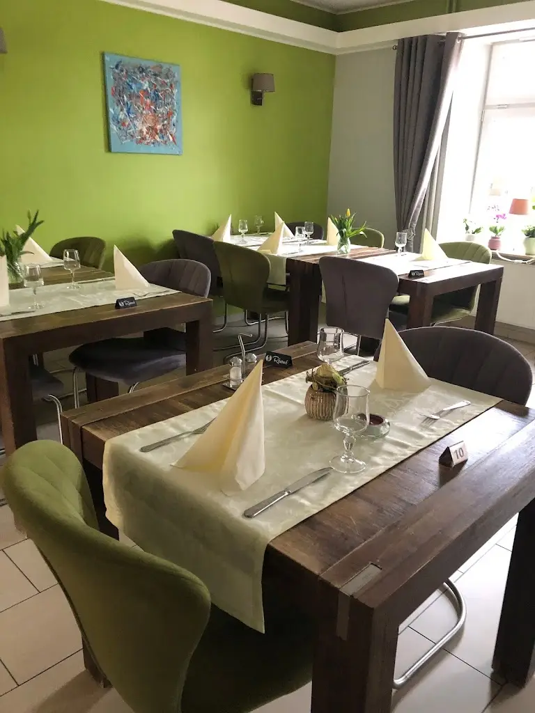 Amber Stuff - Vila Verde restaurant in Godbrange