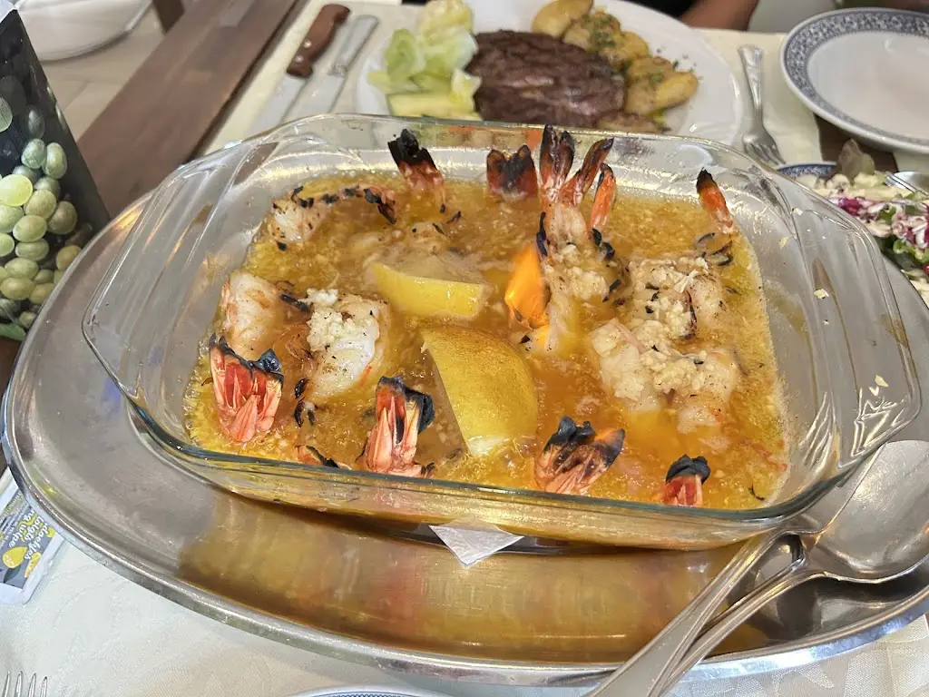 Amber Stuff - Vila Verde_Godbrange_slider_image_3