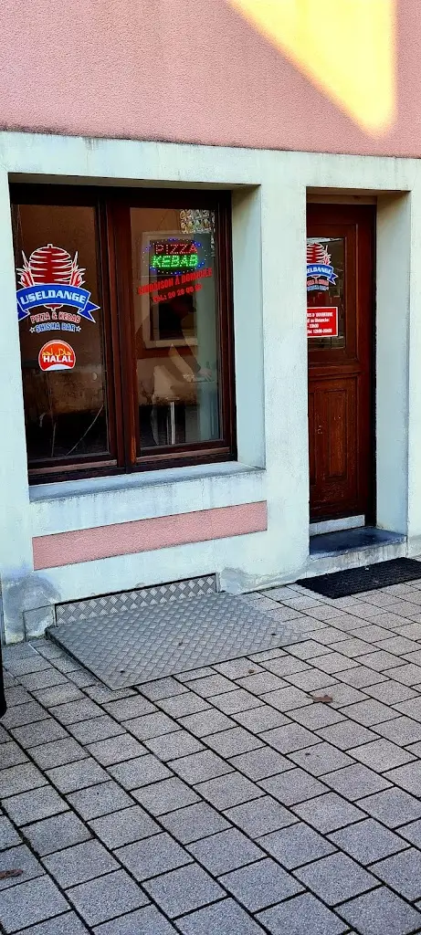 Useldange pizza&Kebab Shisha bar restaurante en Everlange