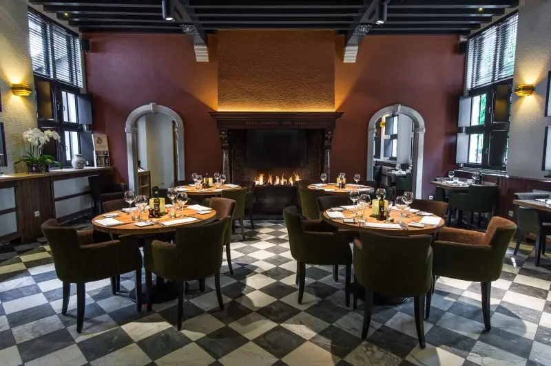 Restaurant Fu Long_Machtum_slider_image_3