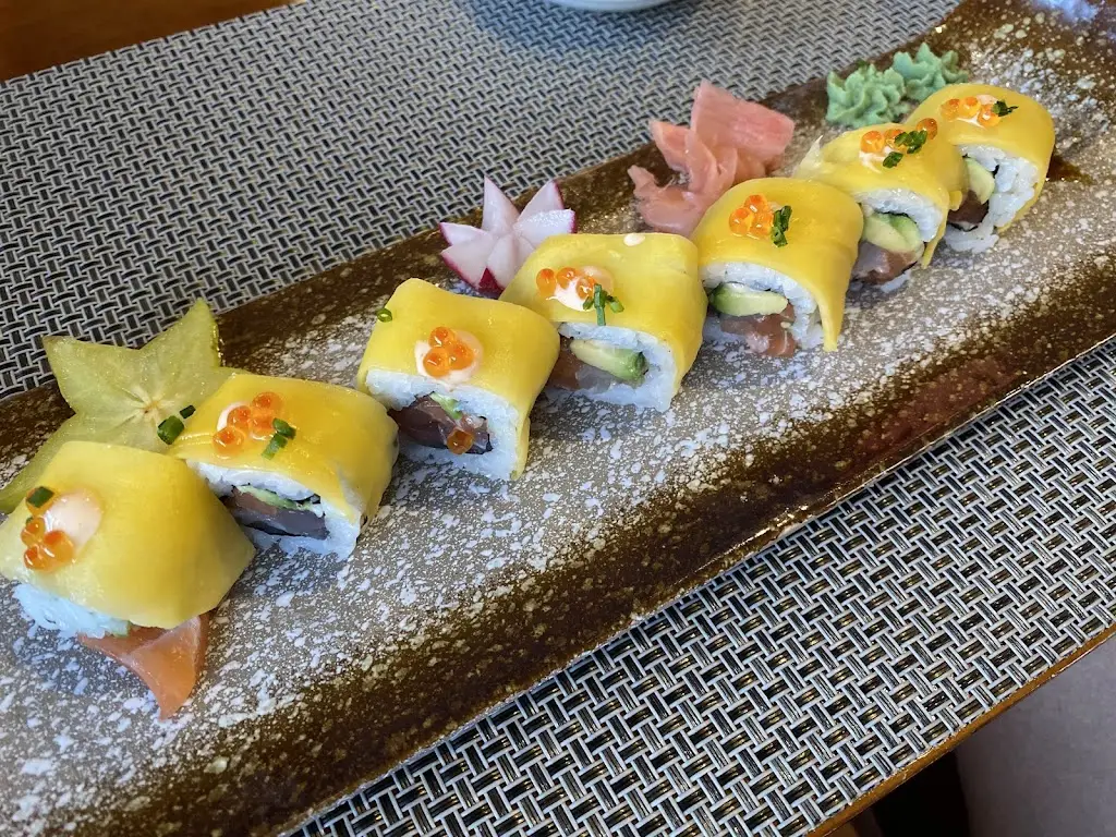 Elsie Alonso_Uchiwa_Münsbach_reseña