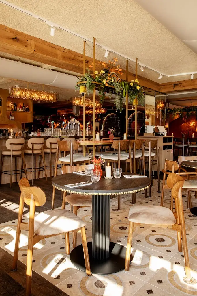 Farmacy - Äre Bio Resto_Münsbach_slider_image_1