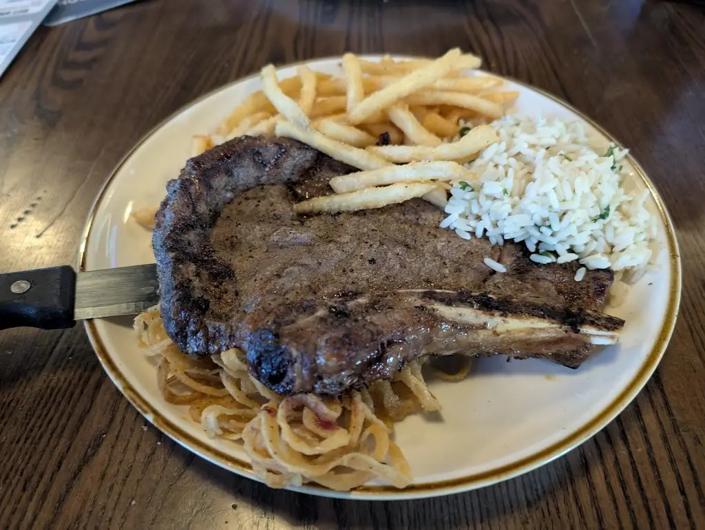 Mariana Oliveira_Planet dog_Münsbach_review