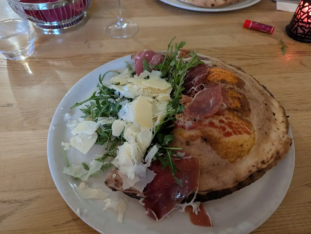 Brad Halpin_Niz Art Piazza_Rambrouch_review