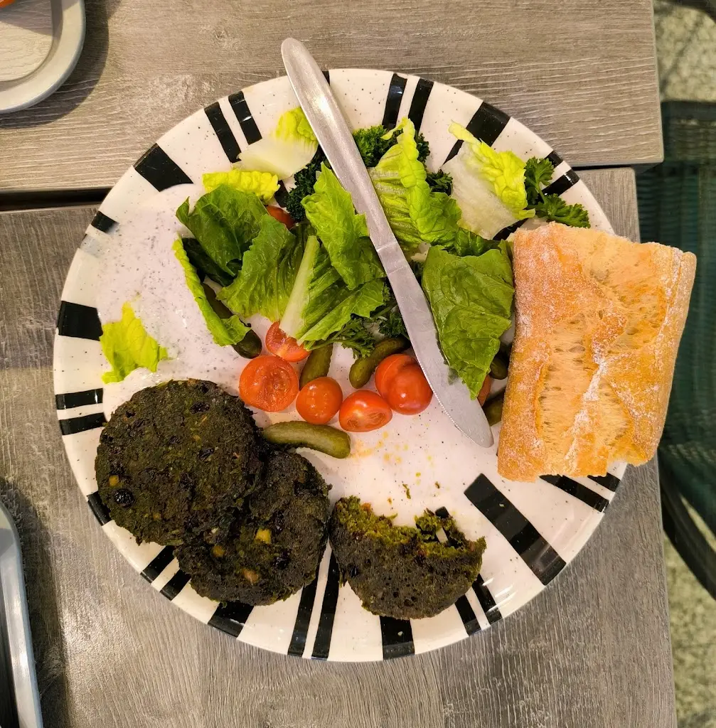 Avand Fardi_TERMEH RESTAURANT IRANIEN_Blaschette_reseña