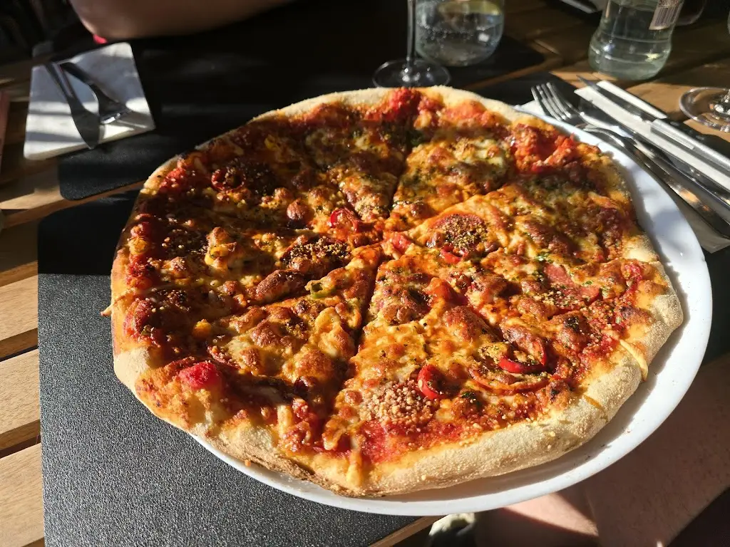 Restaurant Rebecca Sàrl_Olingen_slider_image_2