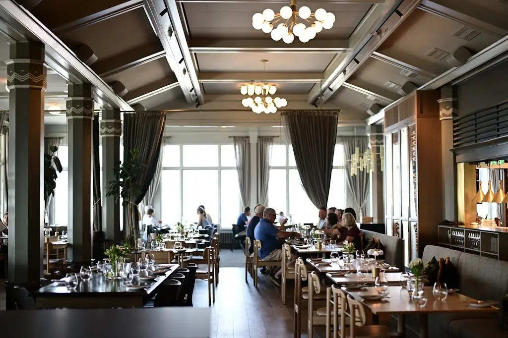 Tim Tielens_UM WILL'S PULL_Bastendorf_review