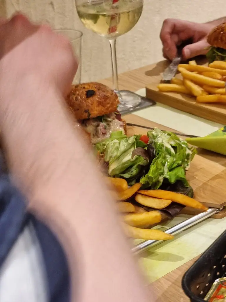 Menu_AM KELLER pub in an old watermill_Bastendorf_imagen_5