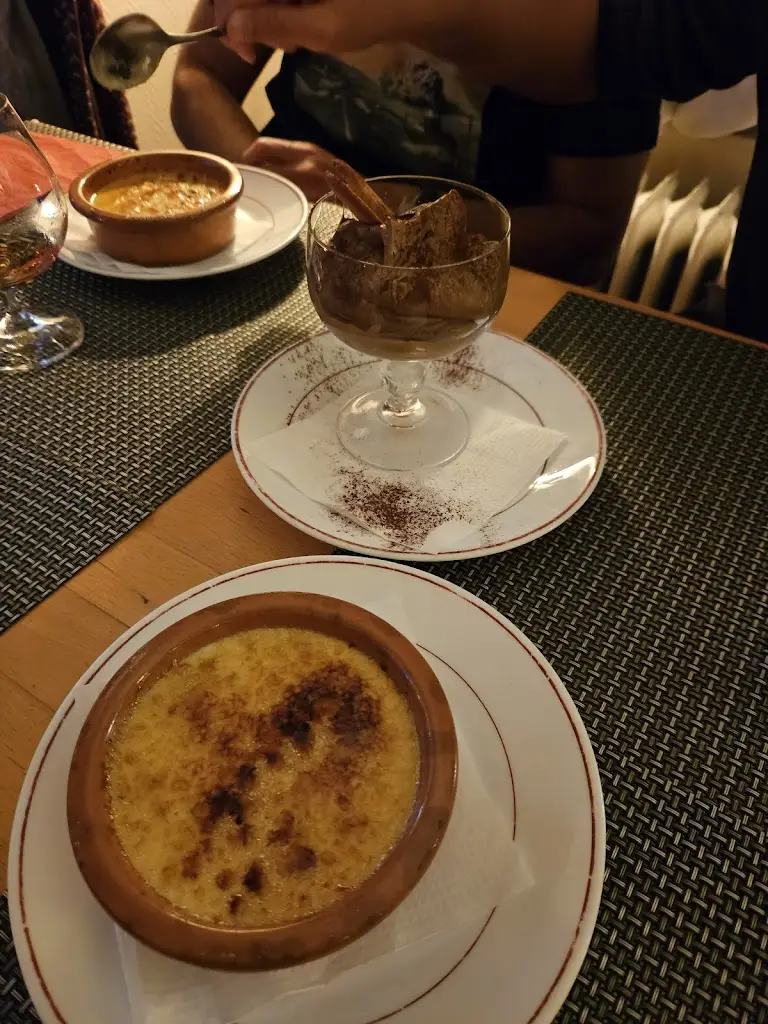 Vi Girgis_Brasserie Neiduerferstuff_Filsdorf_avis