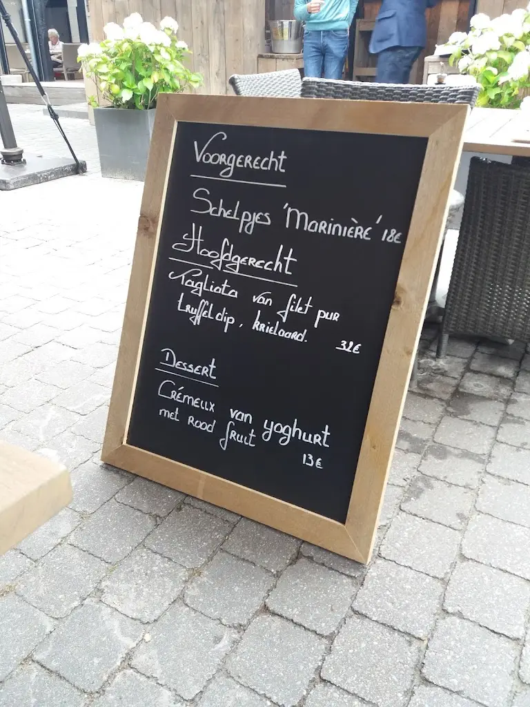 Menü_bati frites_Erpeldange_Bild_2