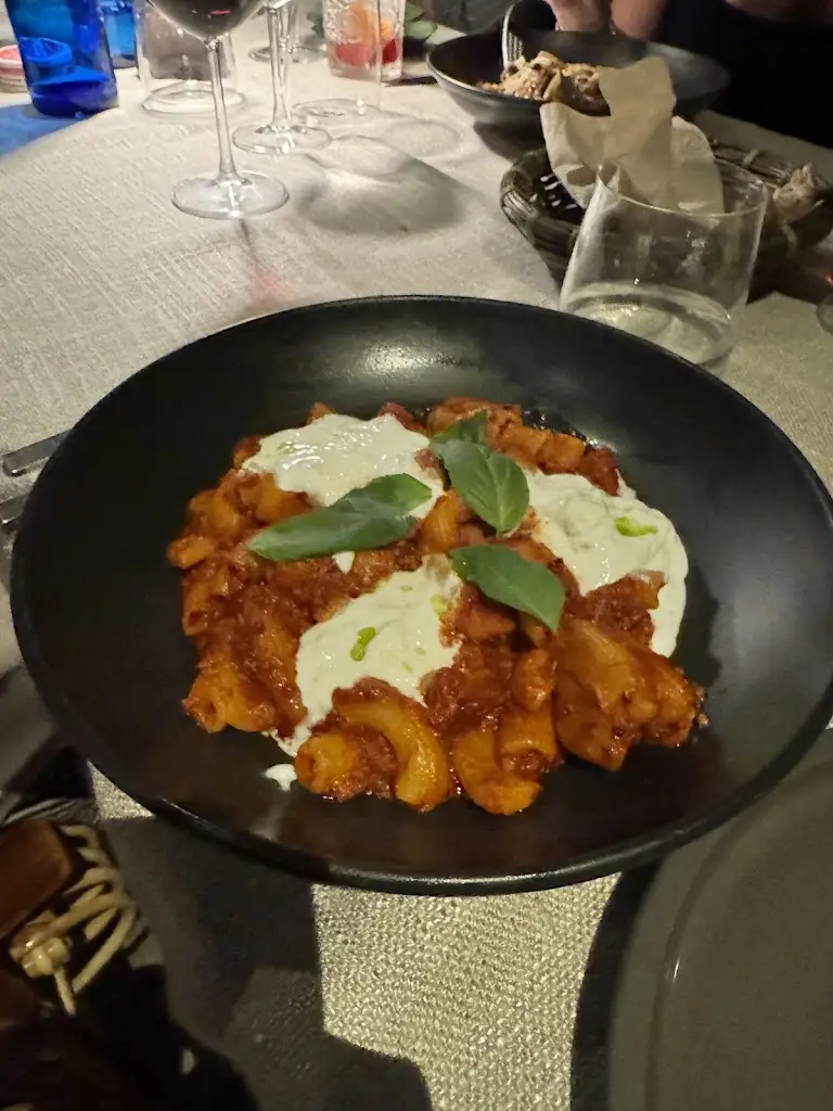 Linda Schippers (Four Paws On Tour)_Restaurant La Rive_Bourscheid_reseña