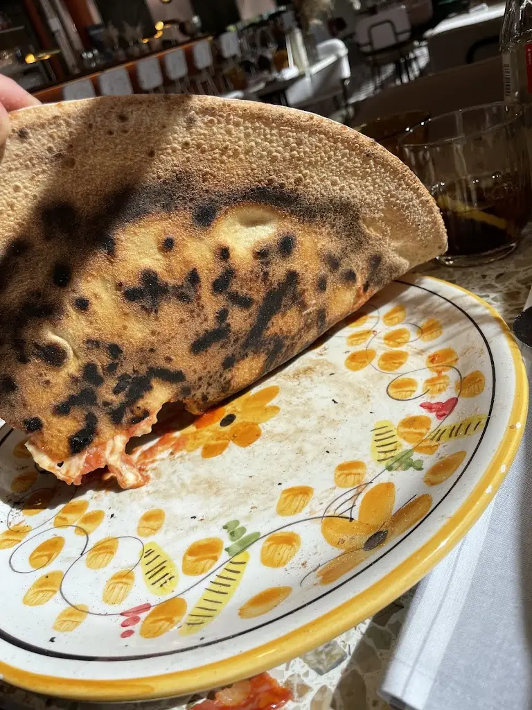 Tom_La Familia_Grevenmacher_avis