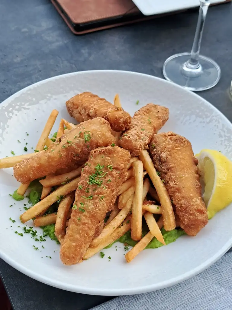 Restaurant Um Hafen_Schwebsange_slider_image_3