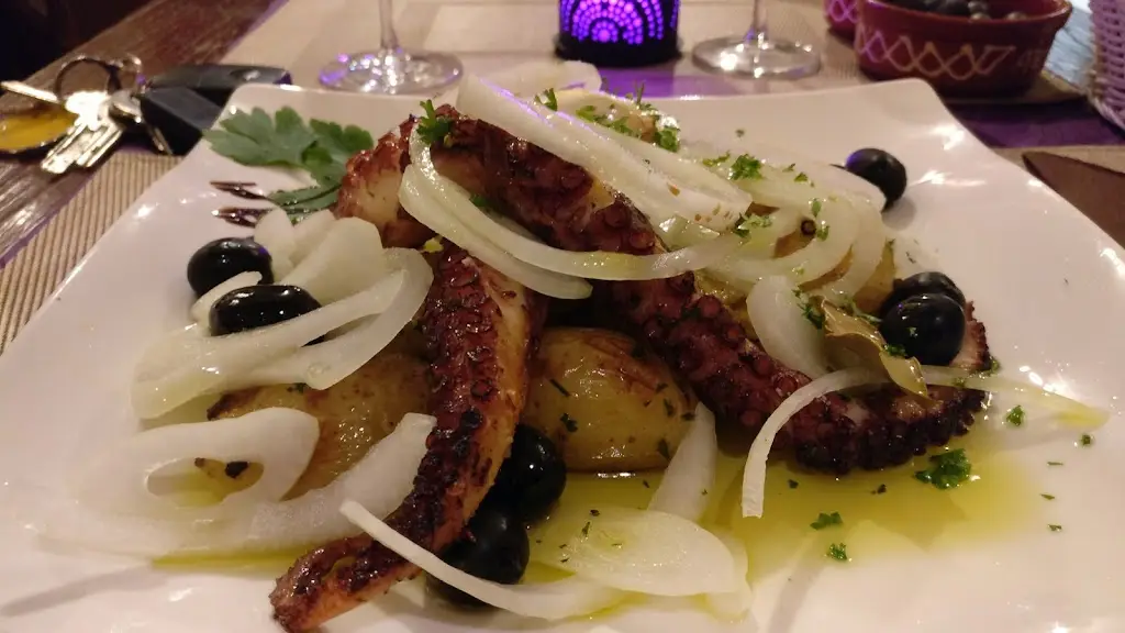 Menu_Restaurant-Pizzeria Piperis_Ospern_image_8