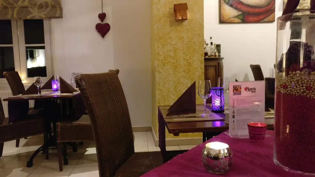 Restaurant-Pizzeria Piperis restaurante en Ospern