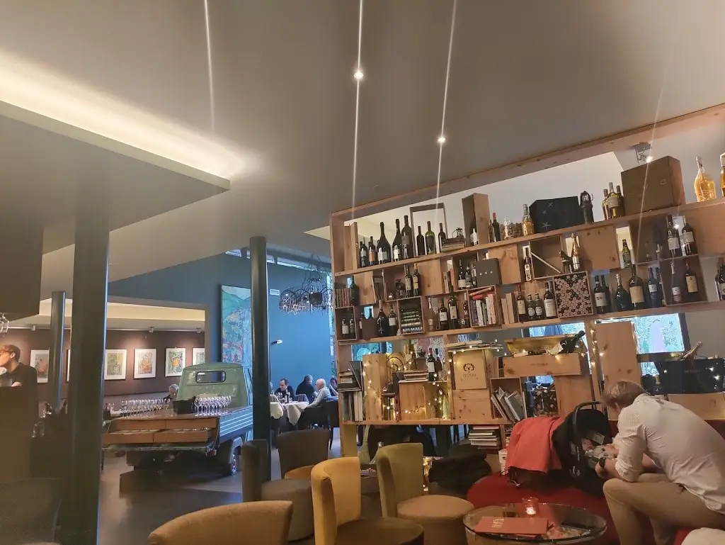 Piri Piri Portuguese Restaurant & Bar - Luxembourg Kirchberg_Ernster_slider_image_3