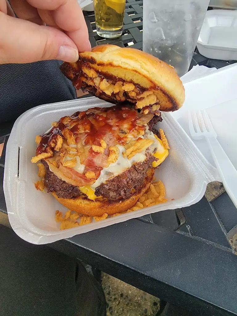 Charel T._Um Plateau_Kahler_reseña