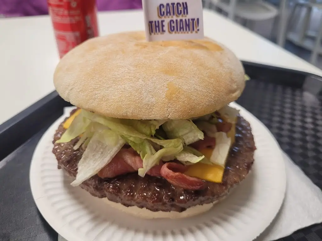 Laurent S._Grillzone_Grevenknapp_reseña