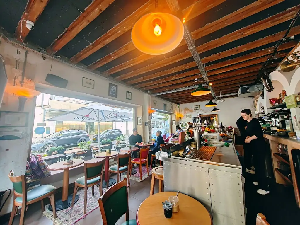 Cee Elle_Konrad Bouneweg_Brachtenbach_review