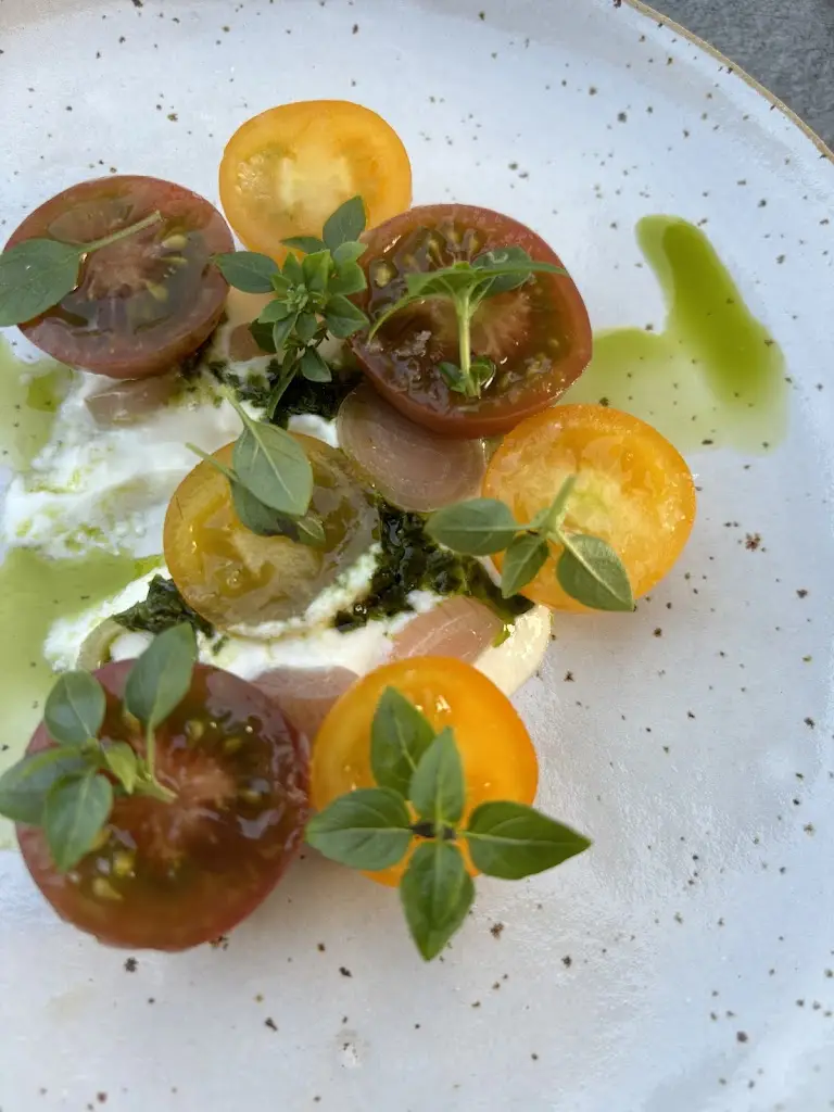 Menu_NOTO Hotel_Bavigne_imagen_7