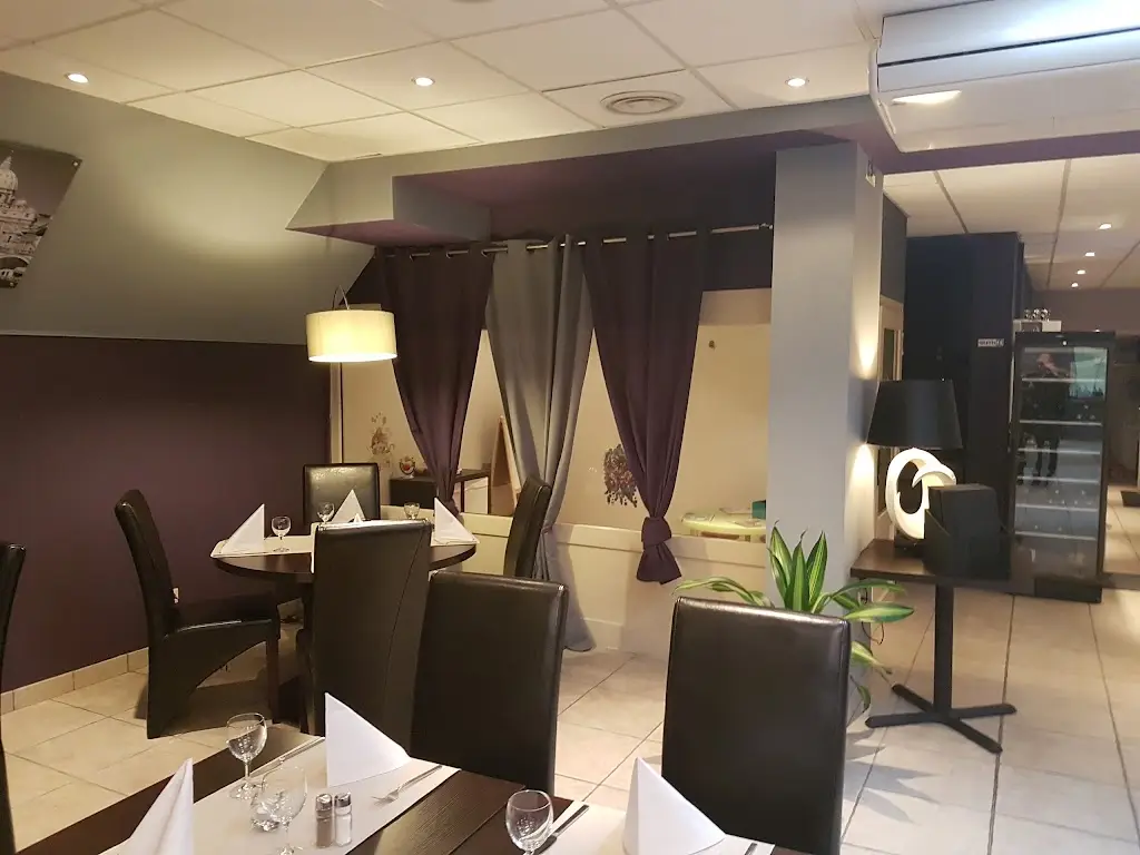 IL PICCOLINO restaurant in Pétange