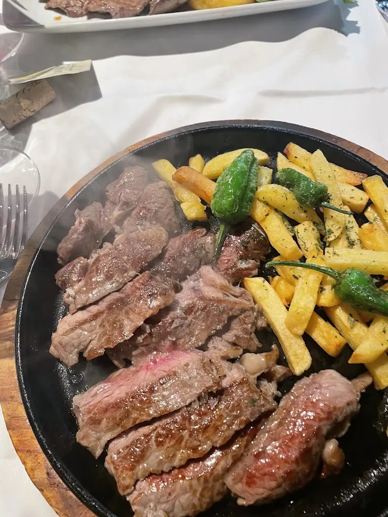 The 5 World Explorers_Brasserie Camping Kockelscheuer_Kockelscheuer_review