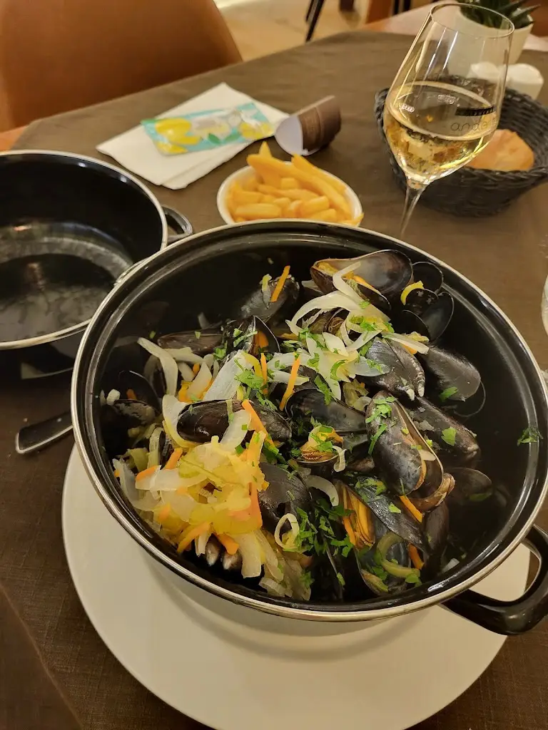 Menu_Restaurant An der Tourelle Sàrl_Stadtbredimus_imagen_7