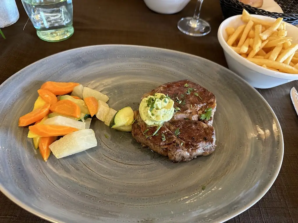 Menu_Restaurant An der Tourelle Sàrl_Stadtbredimus_imagen_8