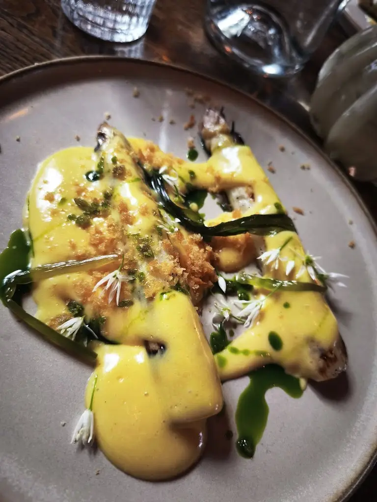 Andre Martins_Op der Gare_Lintgen_avis