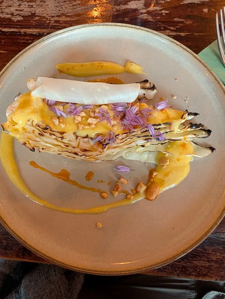 Khrystyna HOMENYUK_Op der Gare_Lintgen_avis