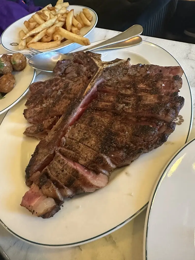 Mateusz Molasy_Restaurant Am Bureck_Bertrange_avis