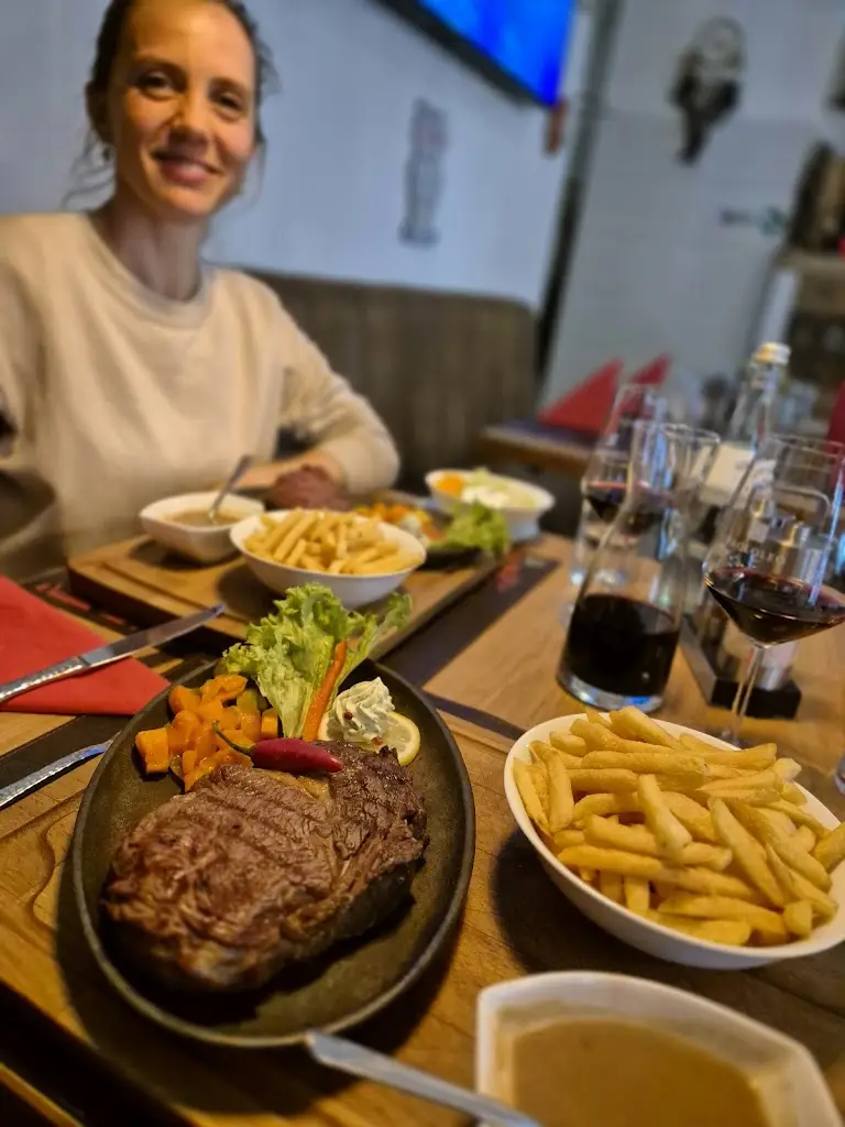 Kristof Paris_Steakbar Diekirch_Erpeldange_avis
