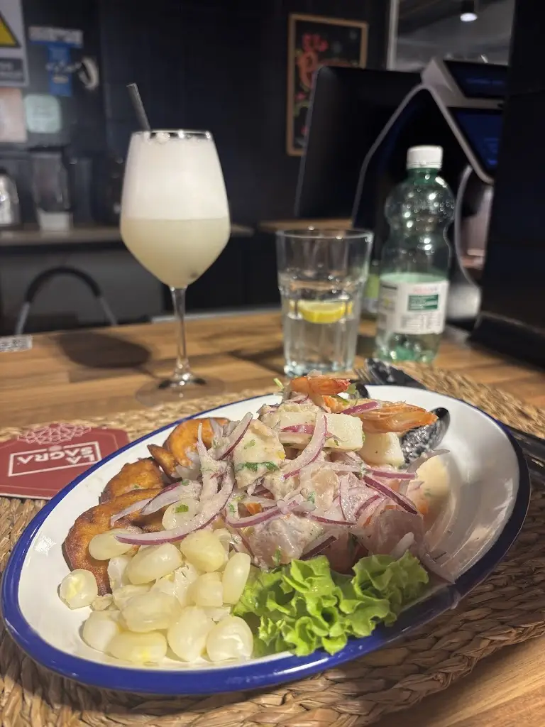 Mary F._Café de la Place_Bascharage_review