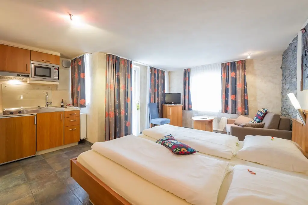 Logis Hotel Gourmet & Relax de la Sure Rest. Comte Godefroy_Esch-sur-Sûre_slider_image_2