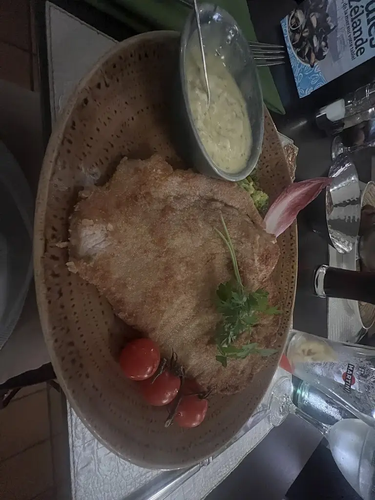 Katia Tod_Am Kraeltgen_Frisange_review