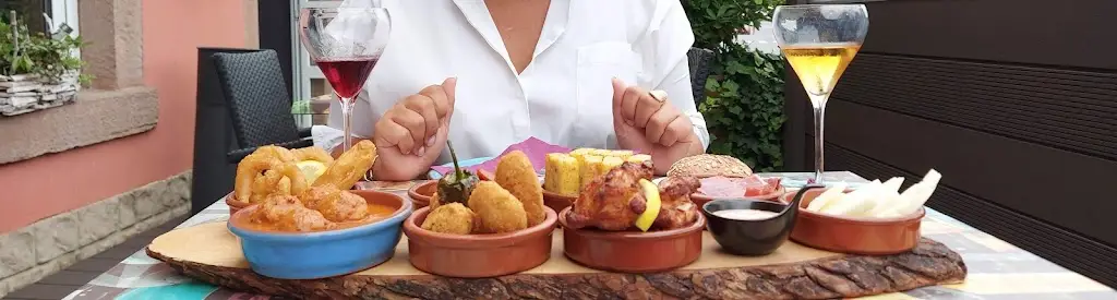 M F_Sandkescht Beim AMADO_Steinfort_review