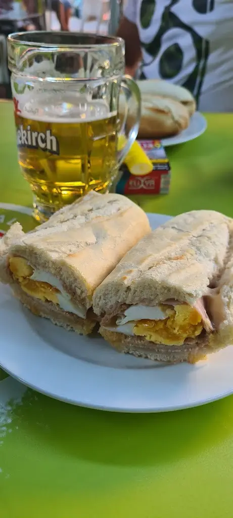 Menu_Dennys Café Sàrl_Steinfort_image_1