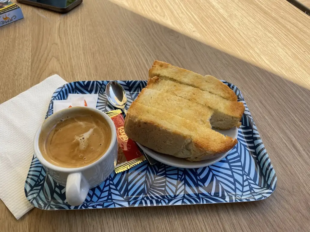 Menu_Dennys Café Sàrl_Steinfort_image_2