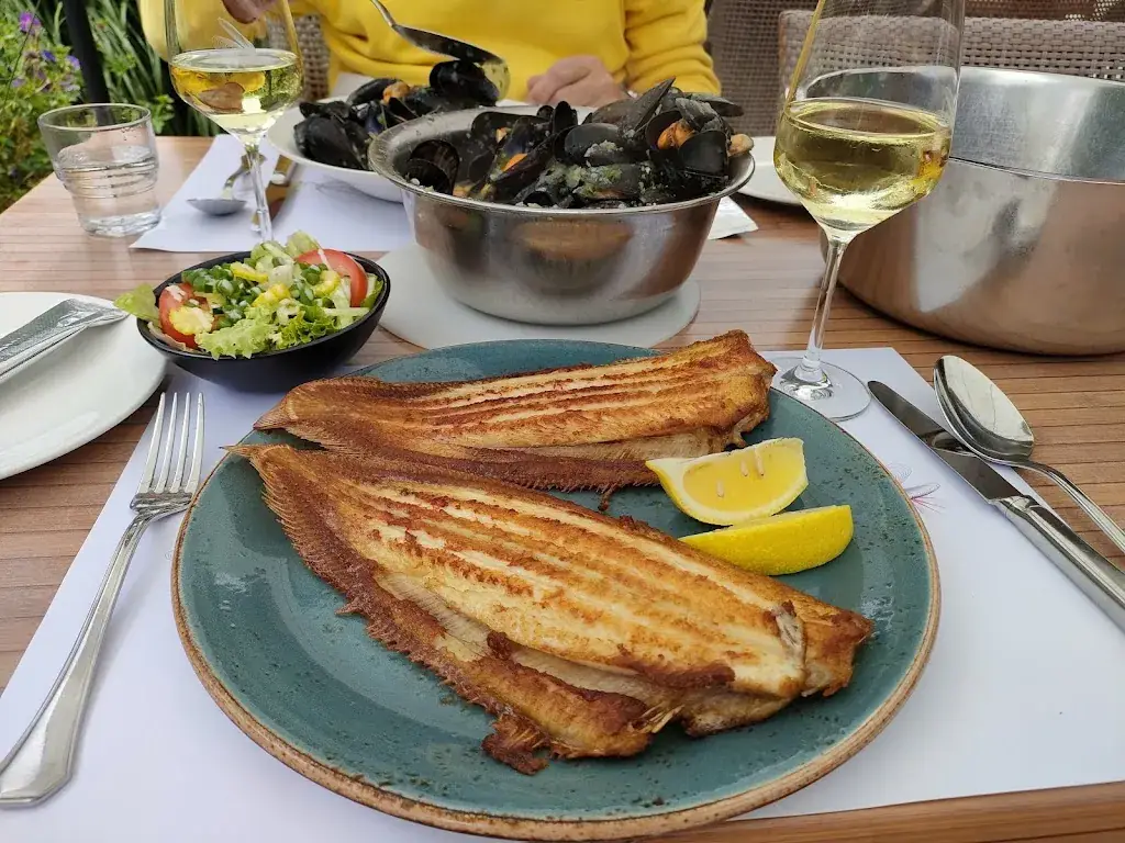 Mosselrestaurant De Oude Haven_Philippine_slider_image_3