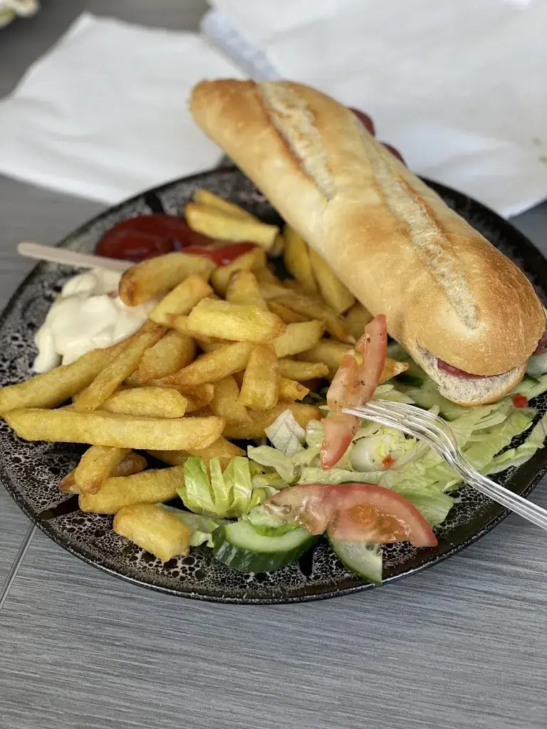 Kjell Karlsson_Lunch Hoek_Amsterdam_review