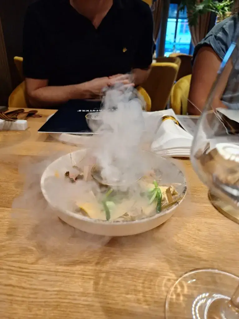 Paula & Dicky Terpstra_De Gouverneur_Leeuwarden_avis