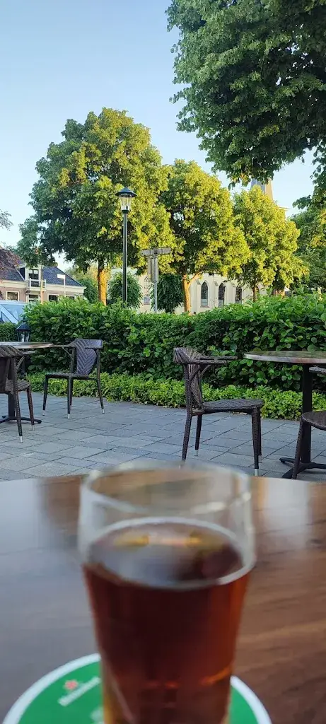 Hilleen Dijkstra_Café / Snackbar Bonnema_Mantgum_recensione