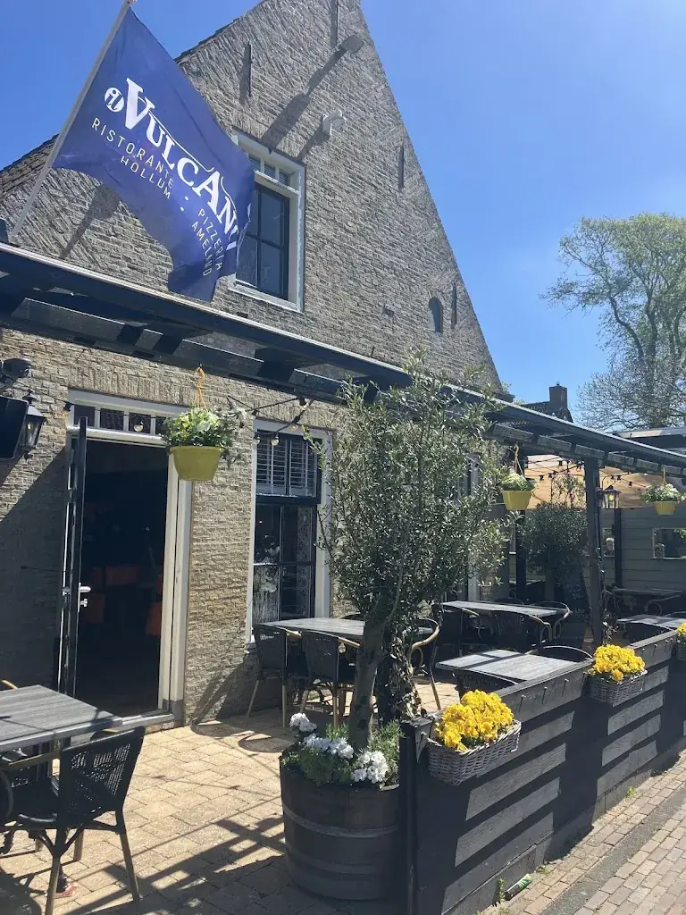 Ristorante Pizzeria 'Il Vulcano'_Hollum_slider_image_1