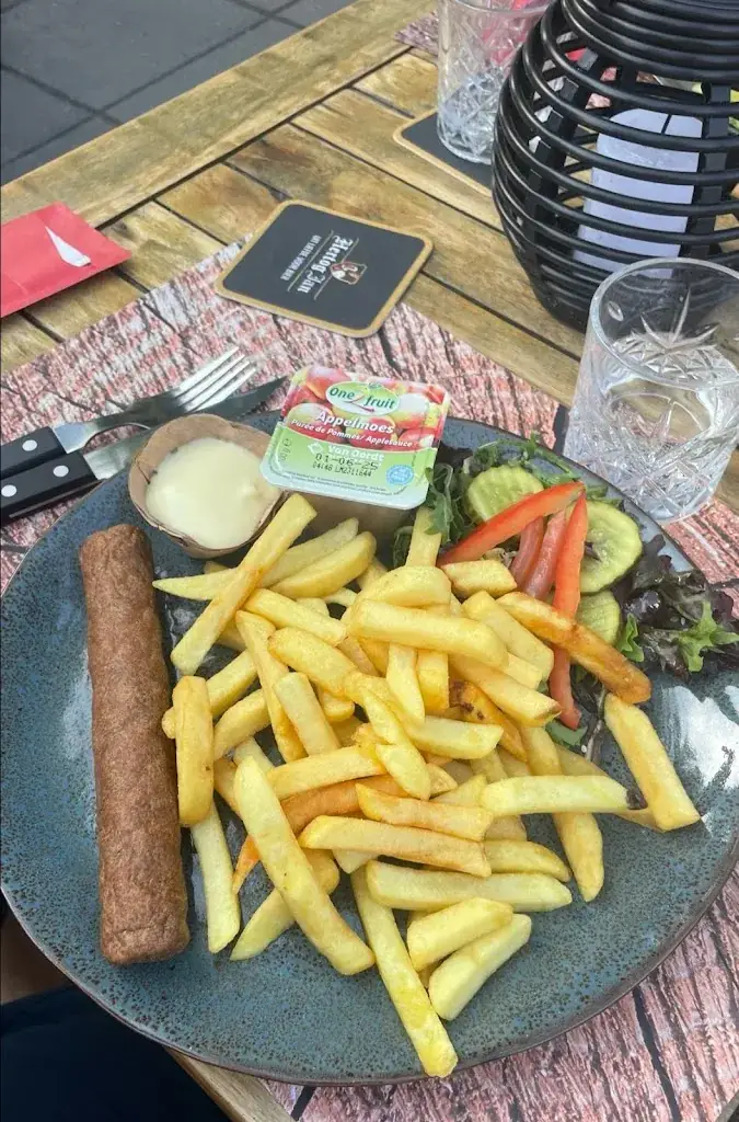 Bettina M._A.G.’s Pub_Hollum_review