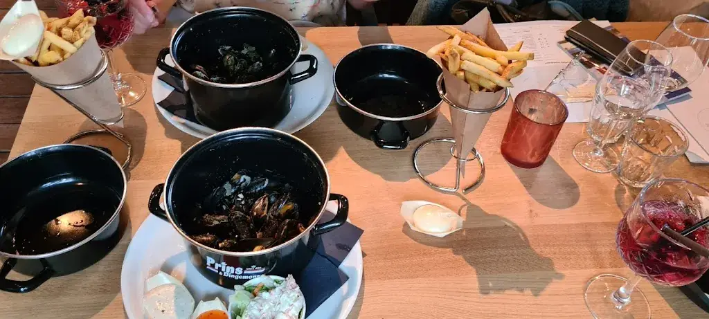 Menu_Restaurant Boomhiemke_Hollum_immagine_6