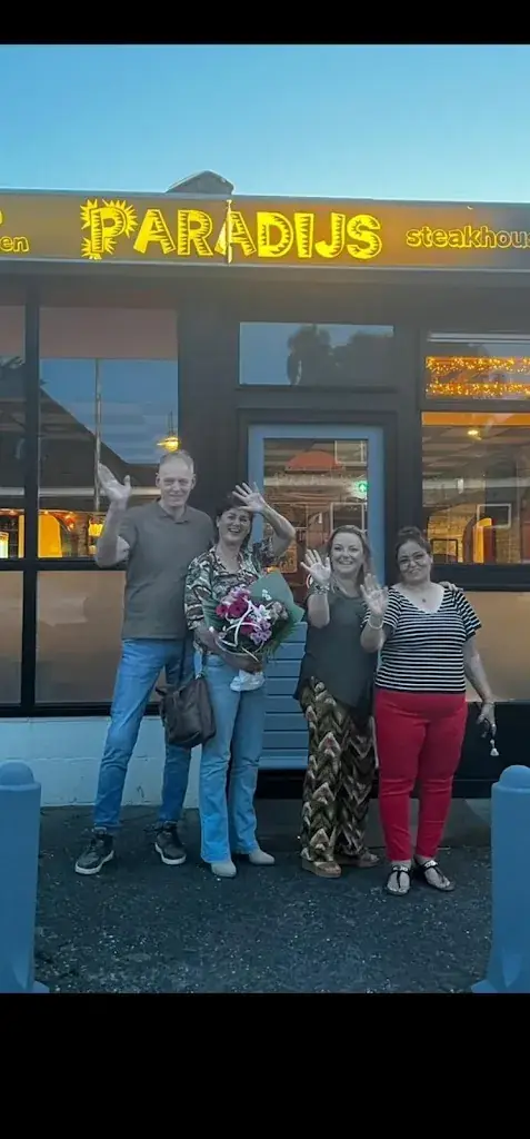 Eetcafe Jimy Paradijs restaurant à Annaparochie