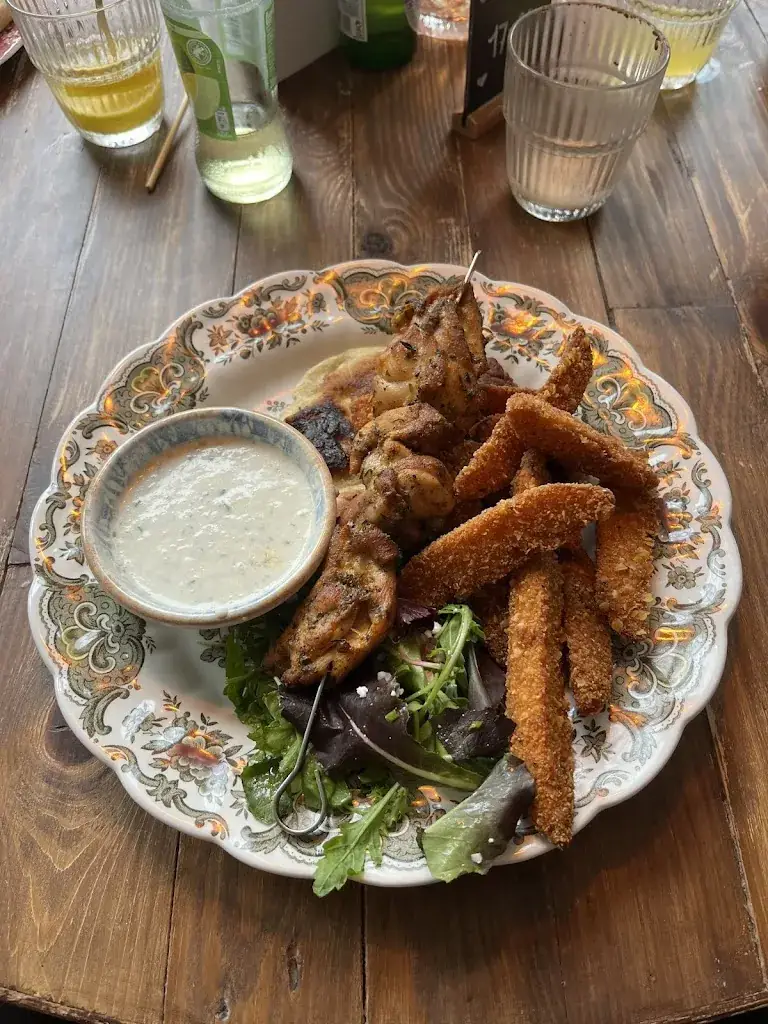 Annabeth D.J._Loev Workum_Workum_reseña