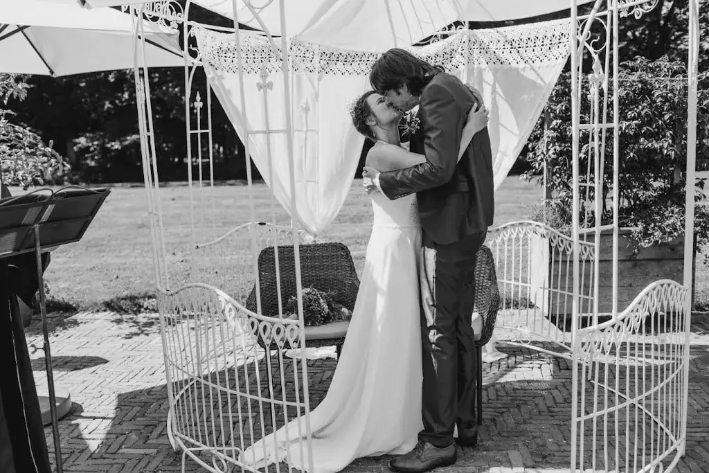 Michaela Zijlstra_Stania State_Oentsjerk_recensione