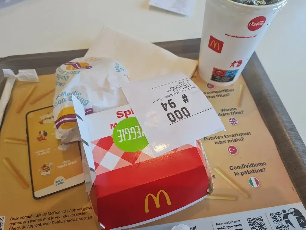 Johan Namwongsa_McDonald's_Joure_review