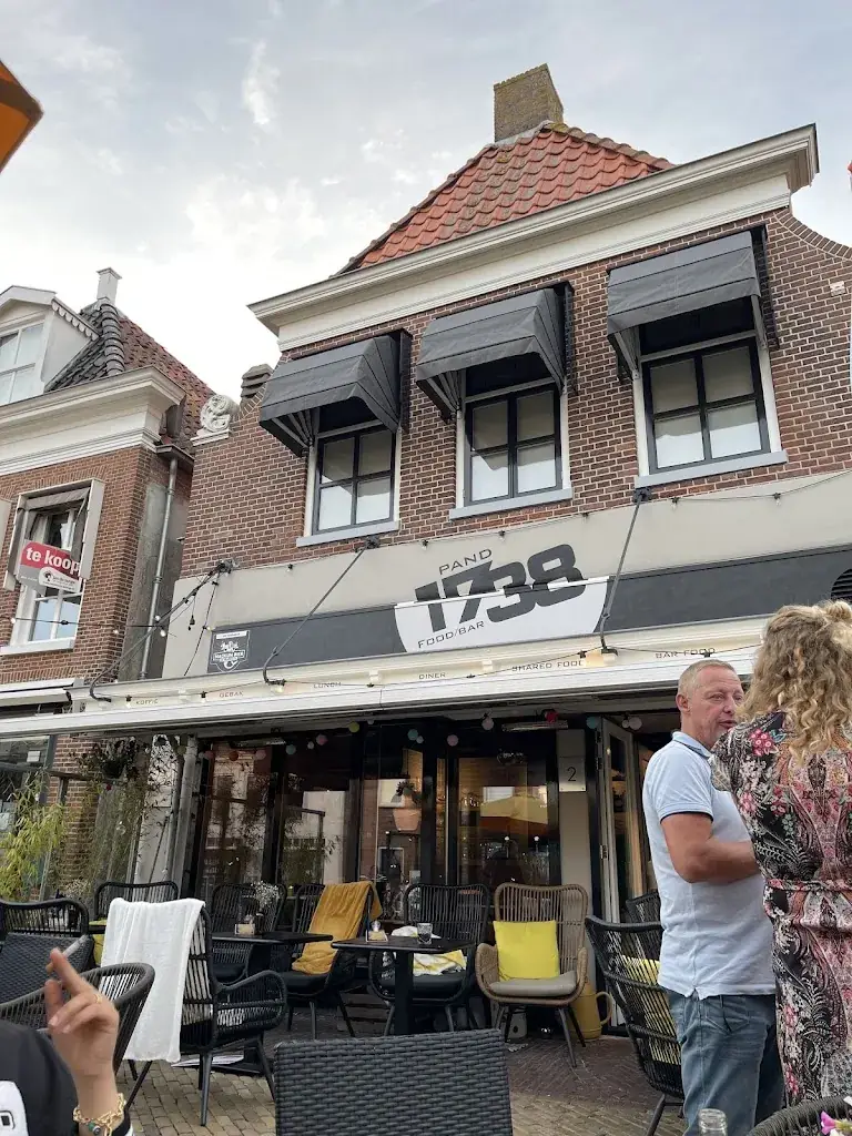 Christian Almurr_Pand 1738 FOODBAR_Makkum_review